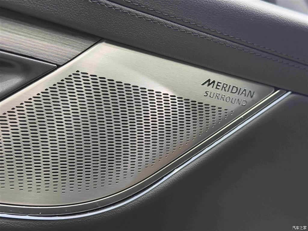 Land Rover P200, 2022 13