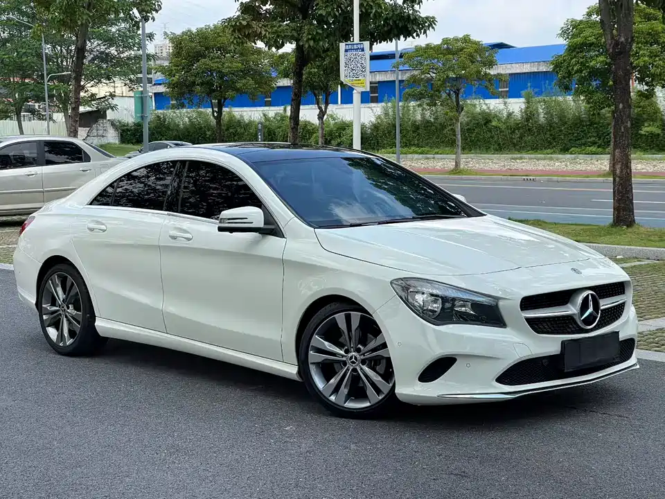 Mercedes-Benz CLA