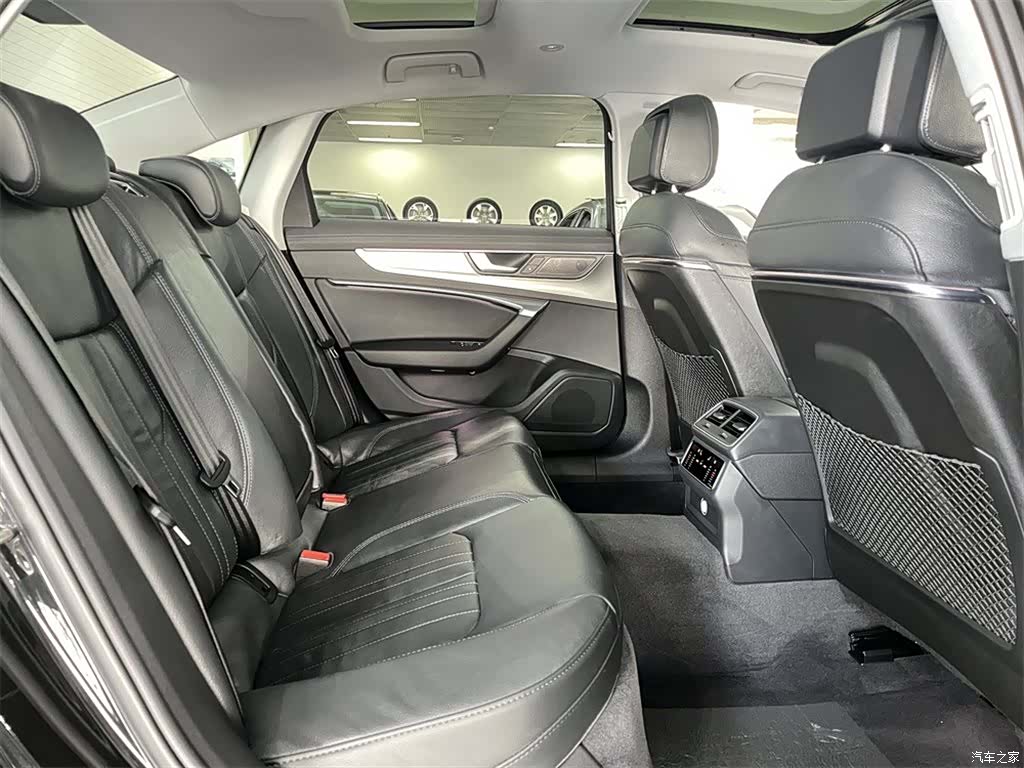Audi A6L, 2022 7