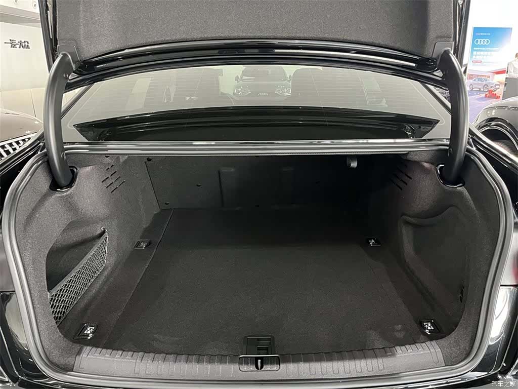 Audi A6L, 2022 9