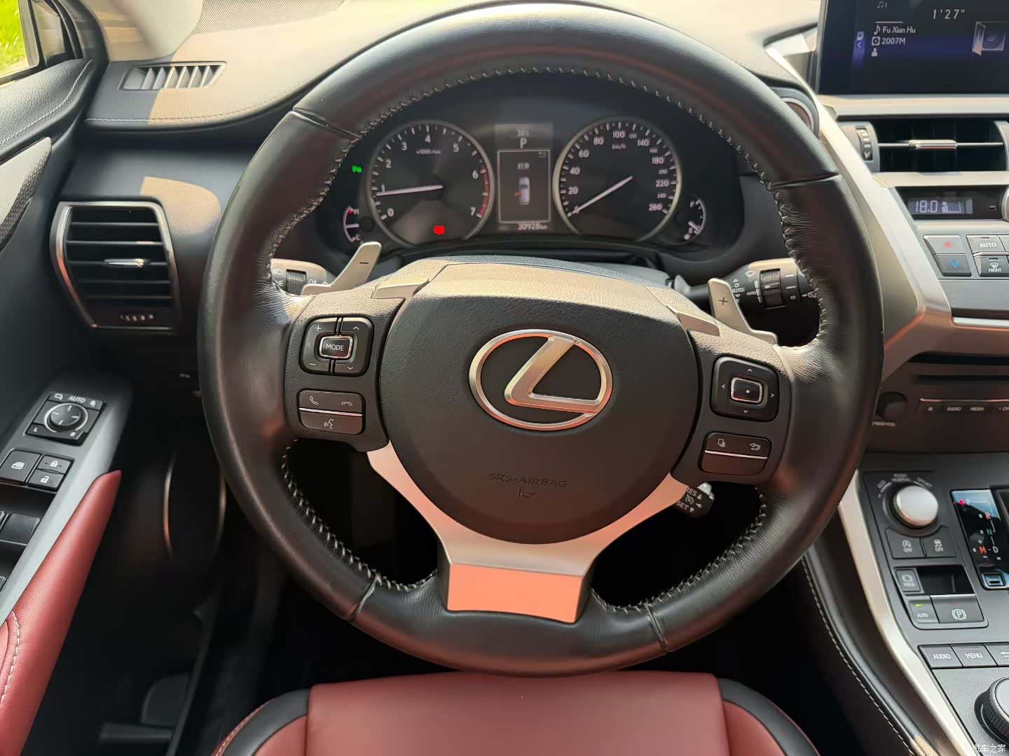 Lexus NX, 2016 8