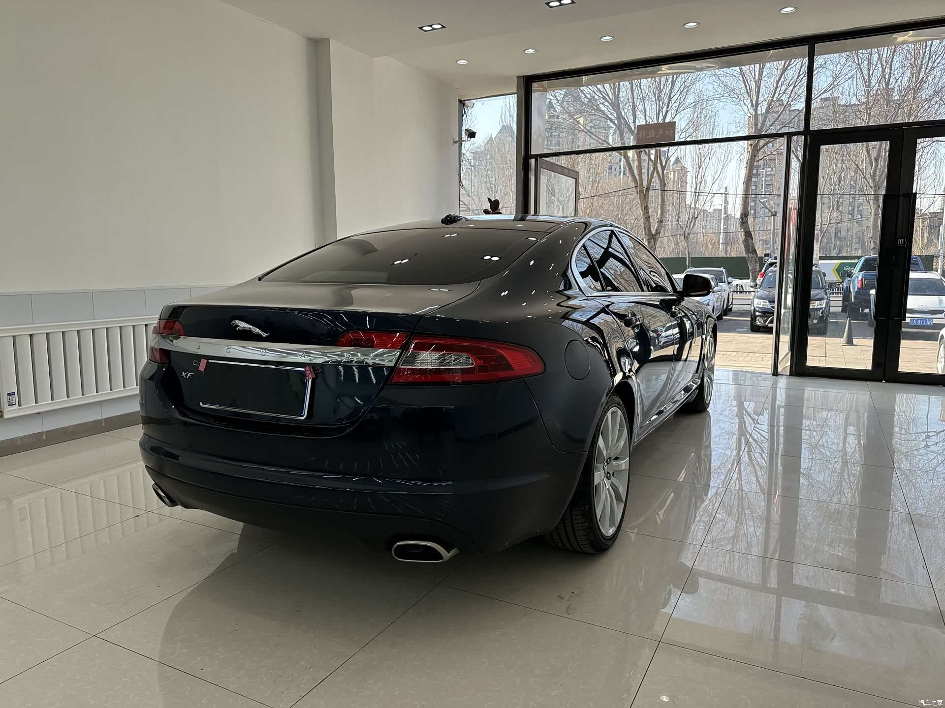 Jaguar XF, 2009 24