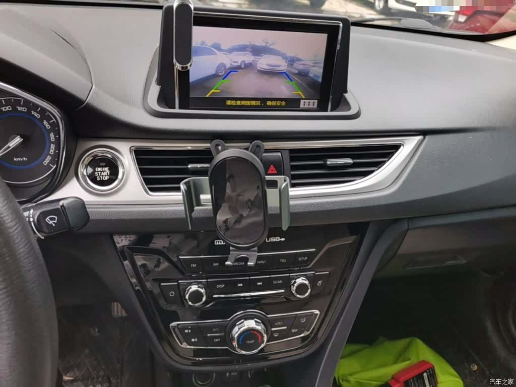 Changan V7, 2017 13