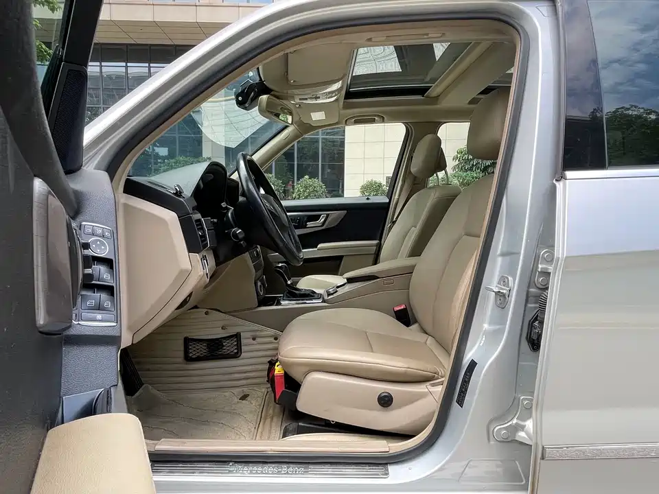 Mercedes-Benz GLK grade