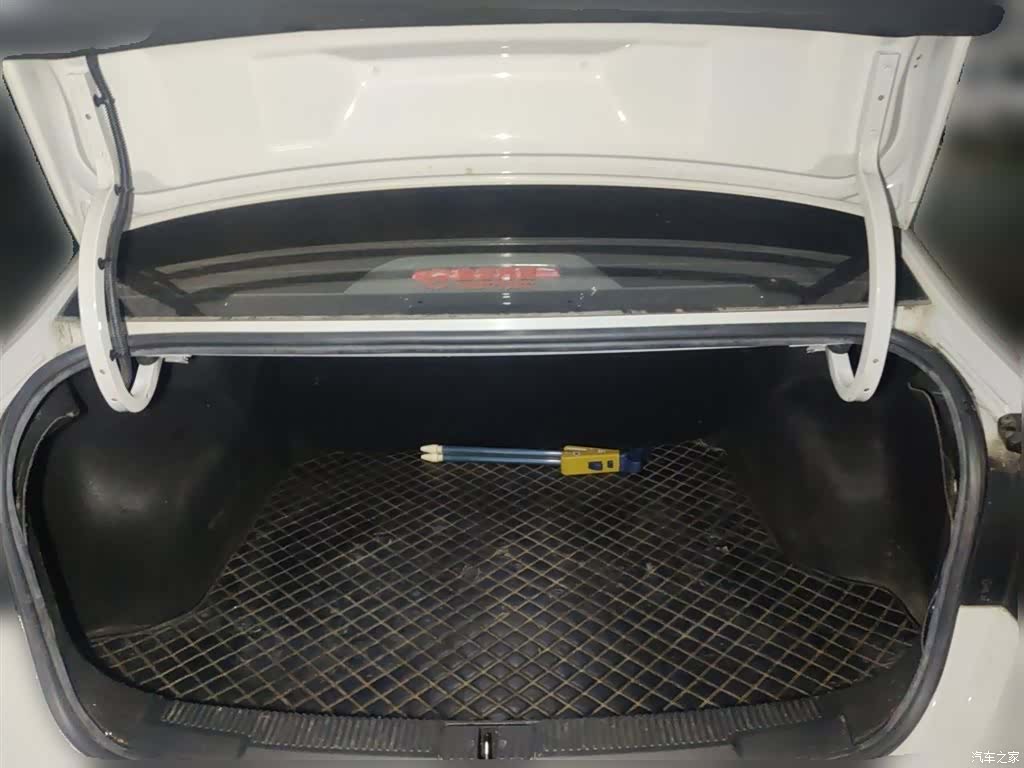 Roewe i5, 2021 10