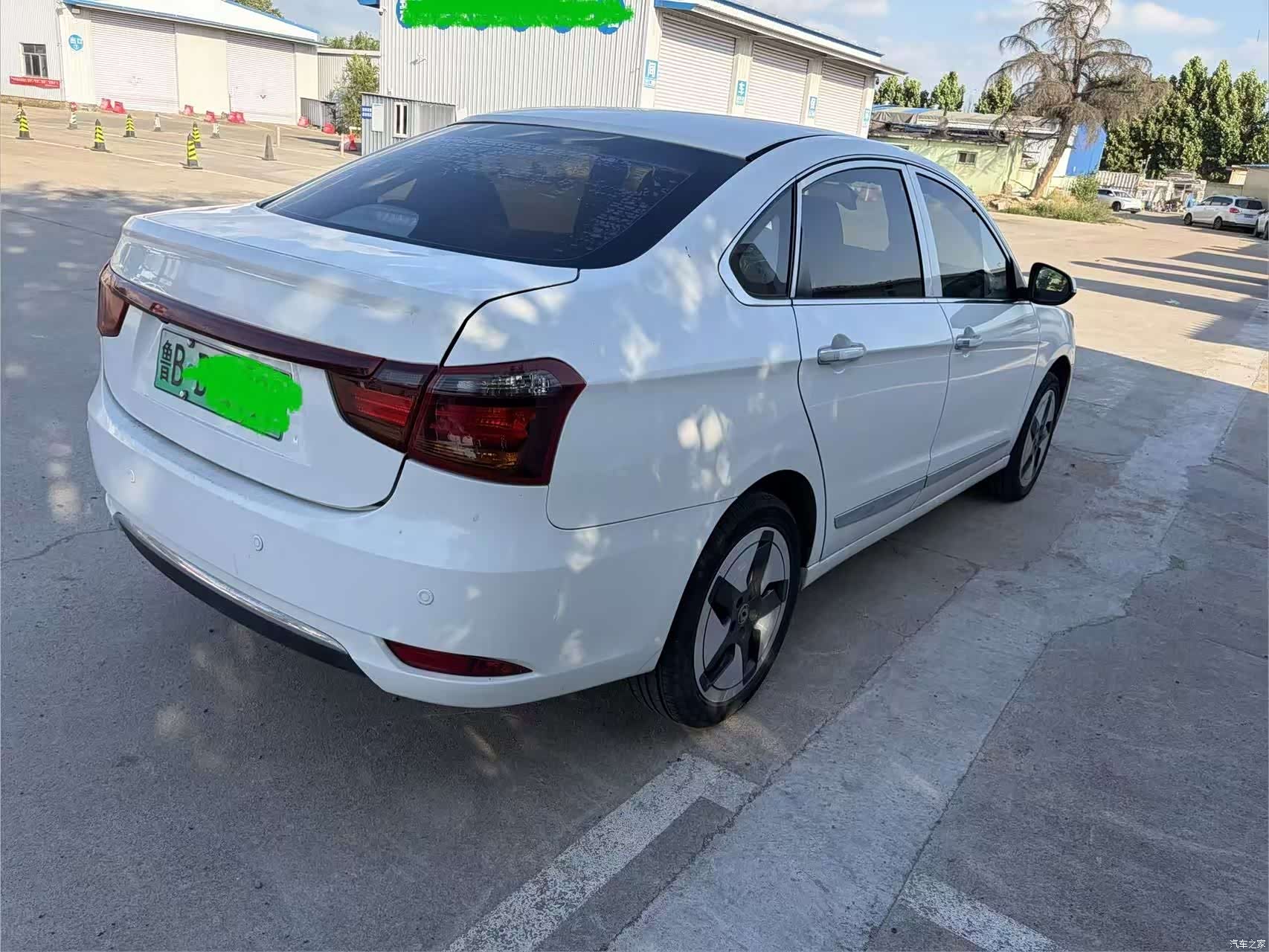 DongFeng E70, 2021 4