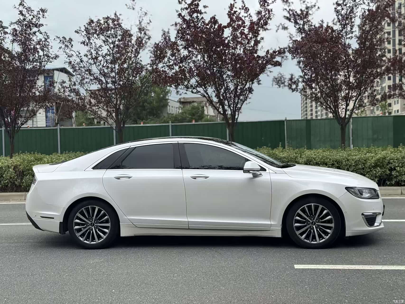 Lincoln MKZ, 2018 14