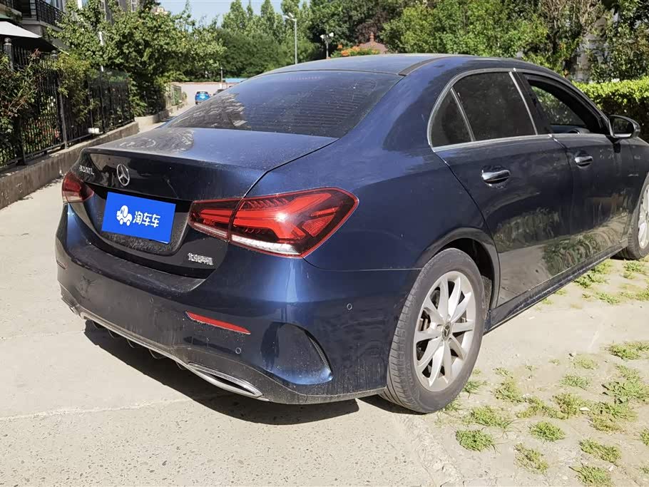 Mercedes-Benz Class A Mercedes-Benz Class A