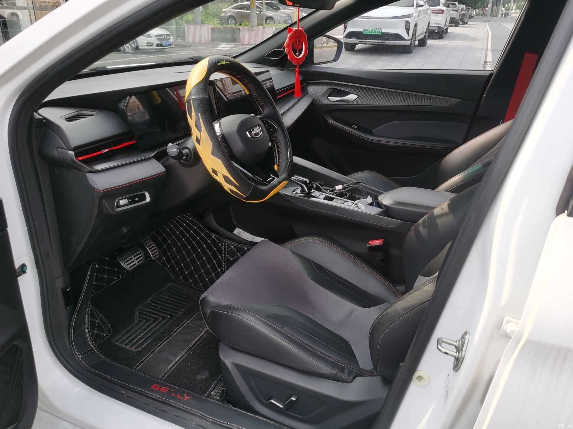 Geely Binray, 2022 7