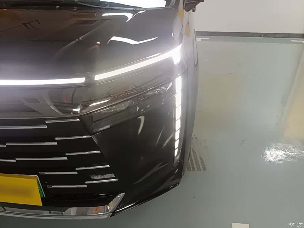 Trumpchi E8, 2024 24