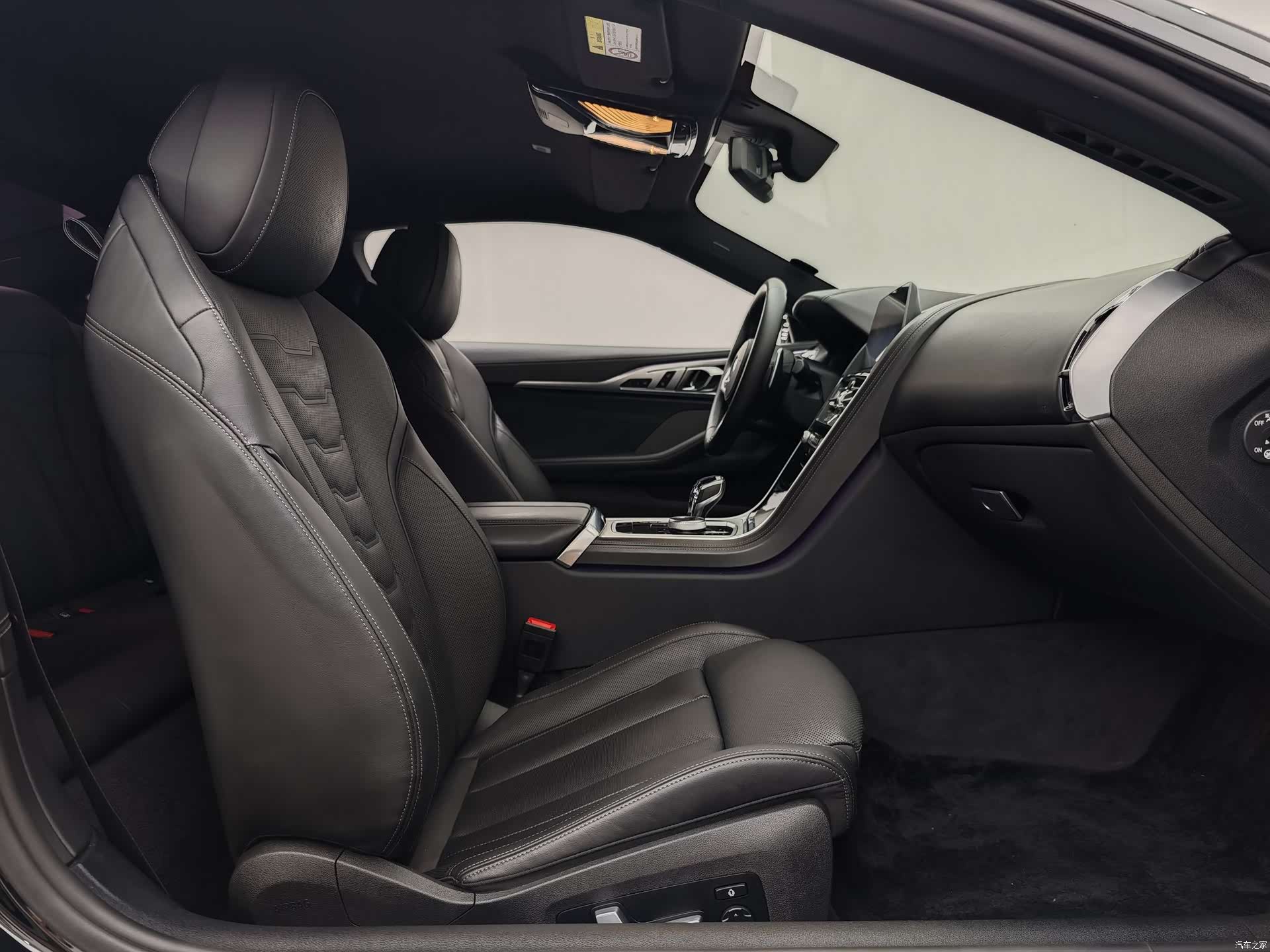 BMW 8 Series, 2020 16