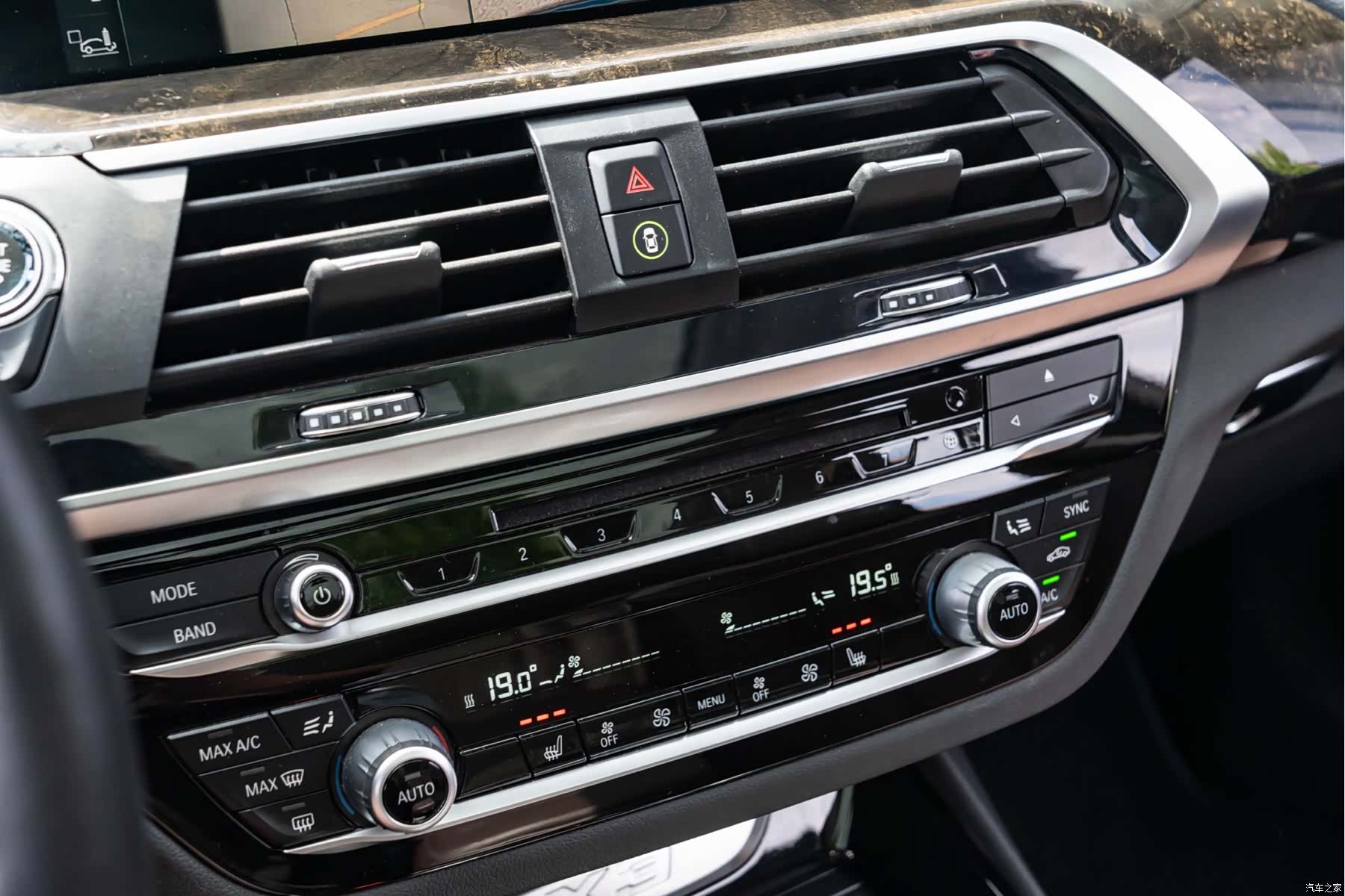 BMW X3, 2019 21
