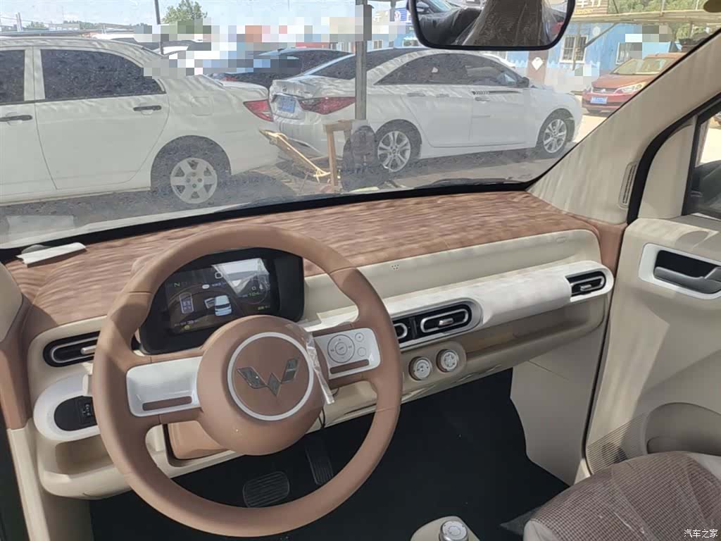 Wuling MINIEV, 2026 10