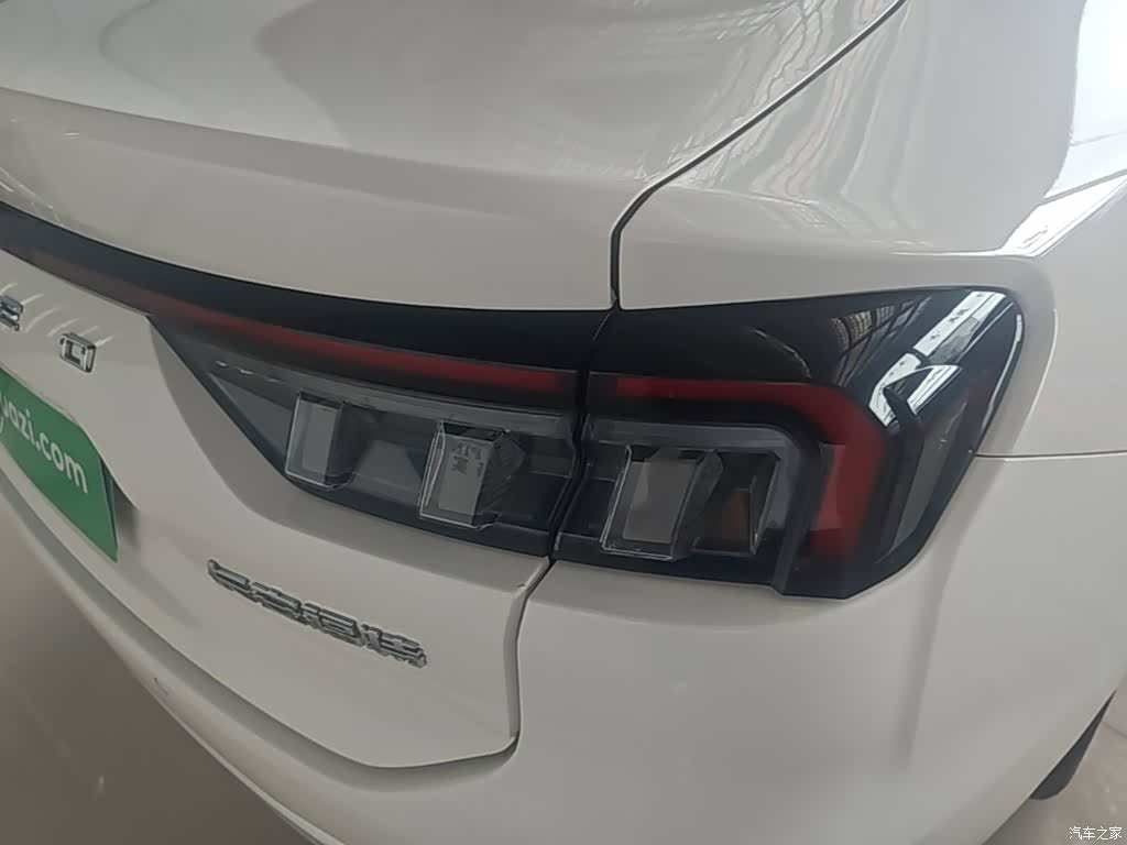 Ford Mondeo, 2023 8