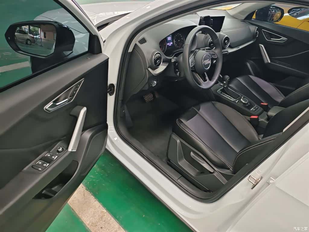 Audi Q2L, 2021 16