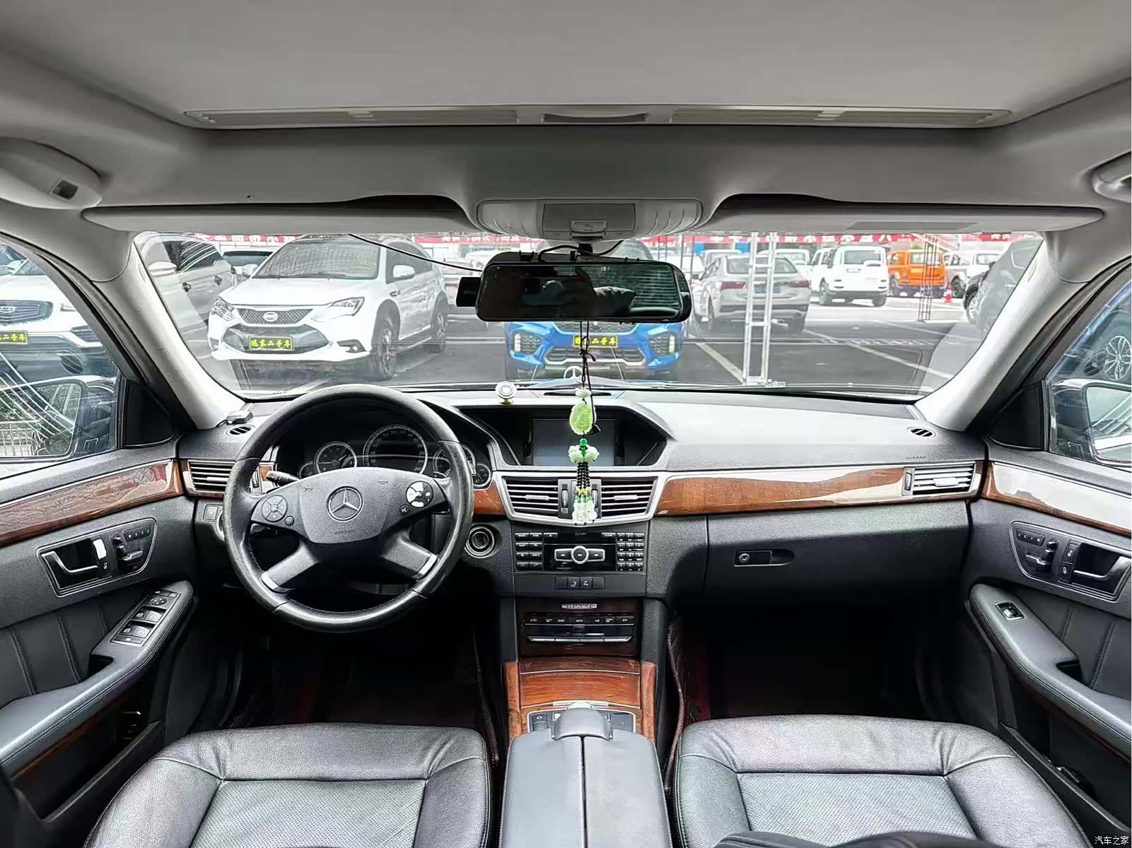 Mercedes-Benz E-Class, 2013 все фото