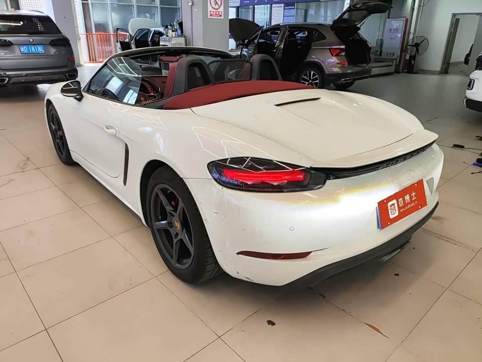 Porsche 718