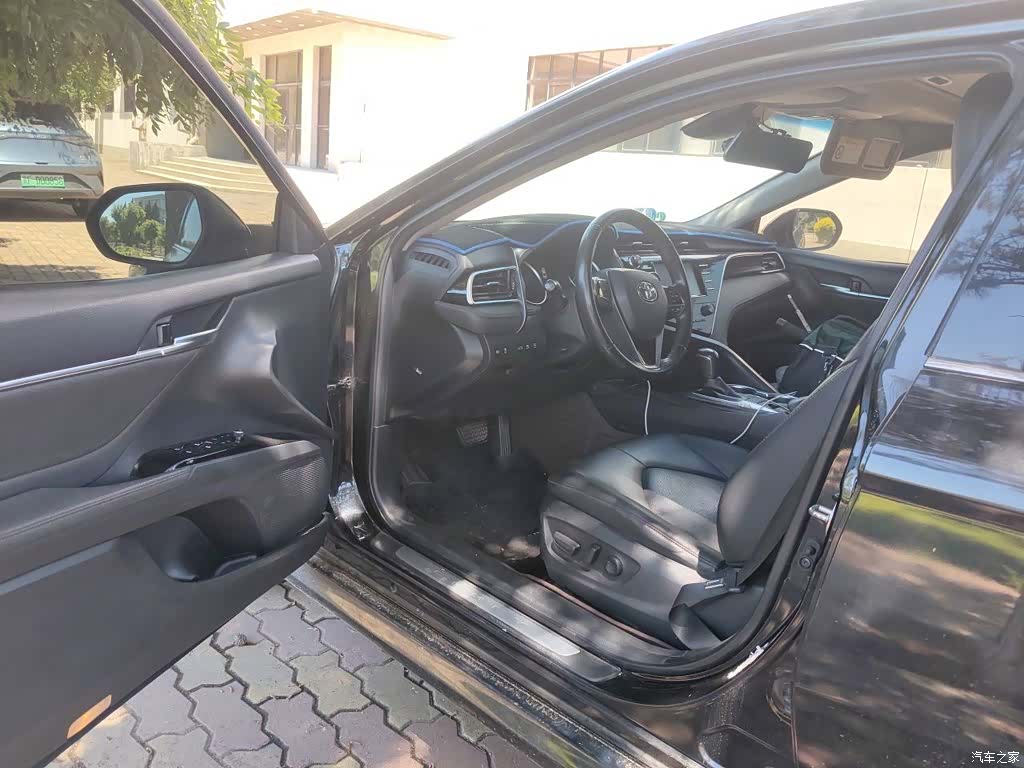 Toyota Camry, 2018 14