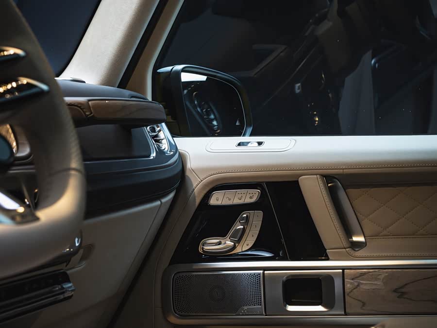 Mercedes-Benz G-Class AMG 2025, фото 17