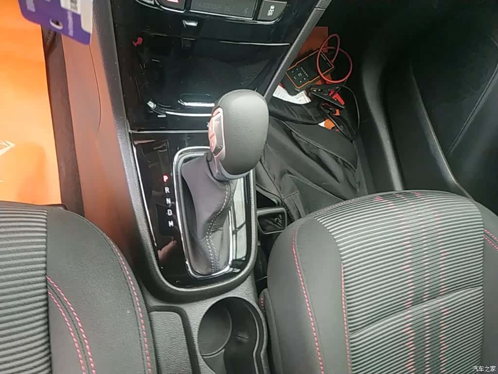 Buick Encore, 2019 14