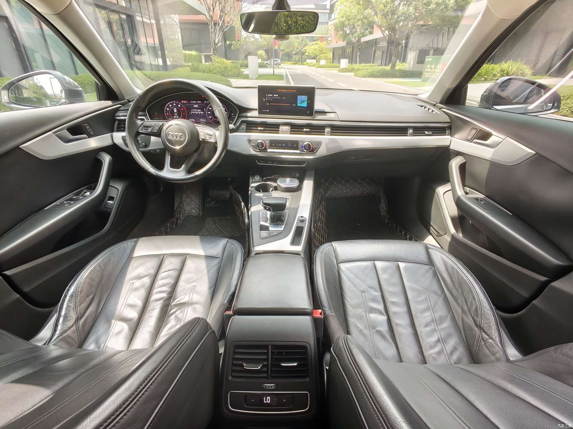 Audi A4L, 2018 11