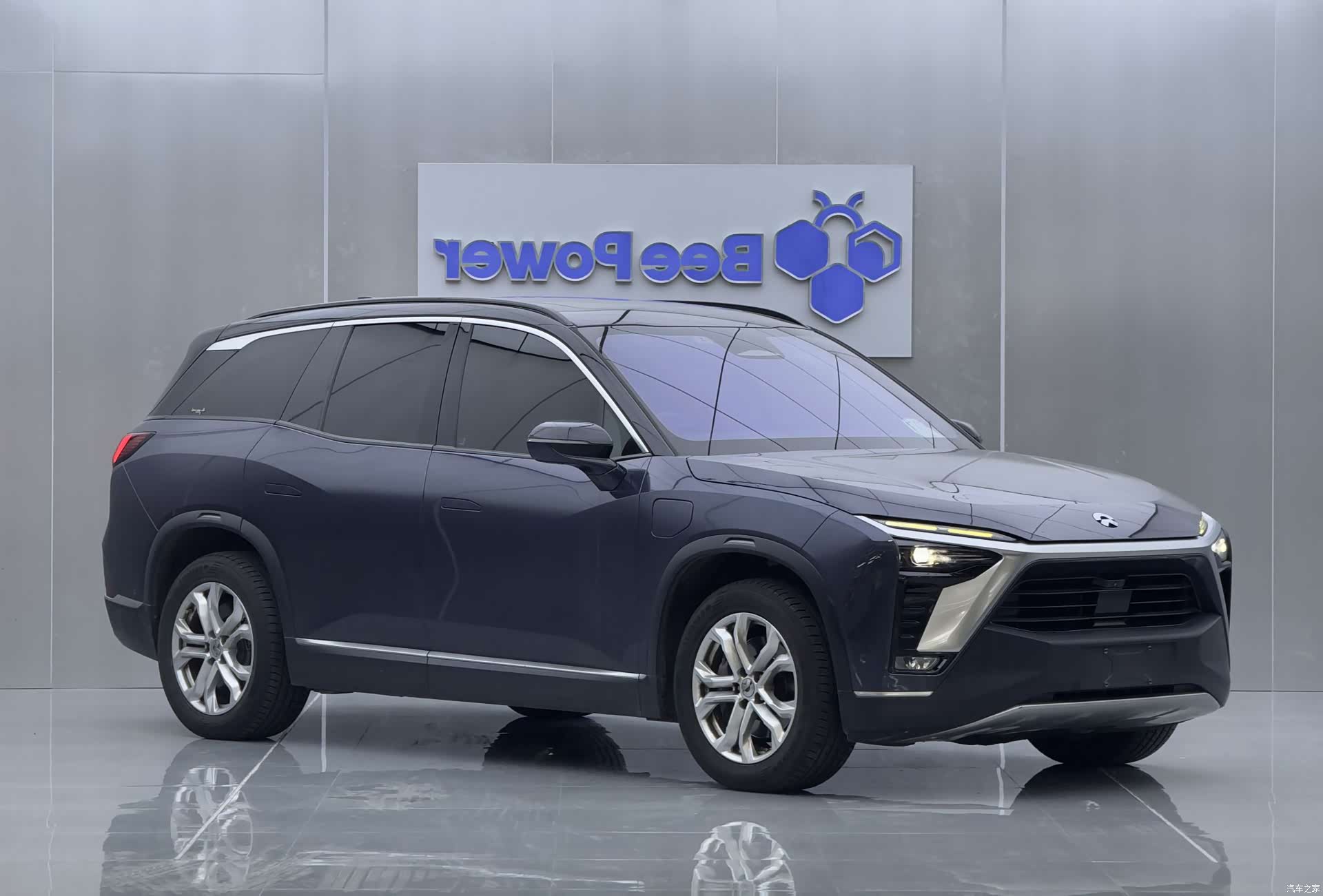 NIO ES8, 2021 3