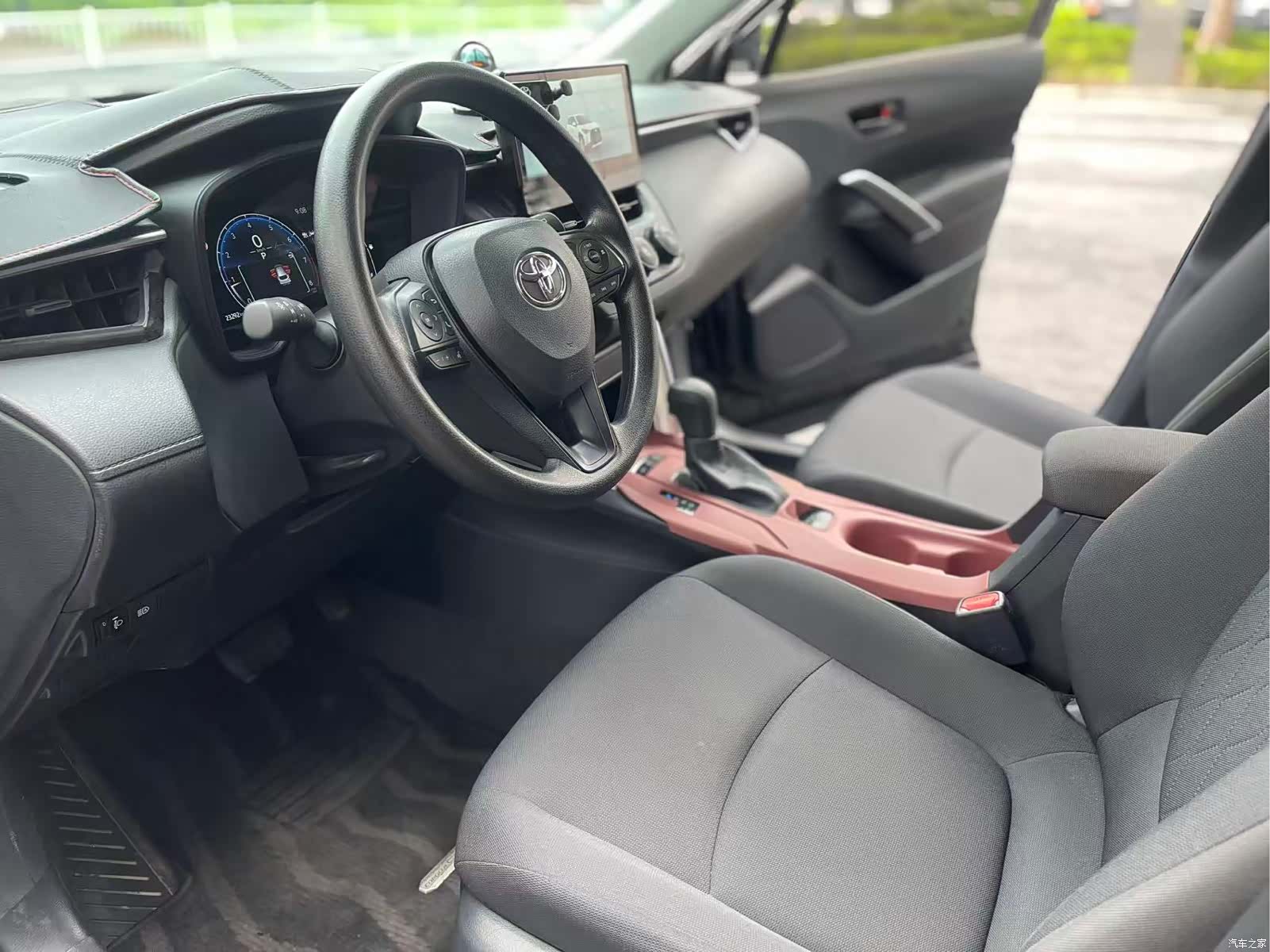 Toyota Corolla, 2025 7