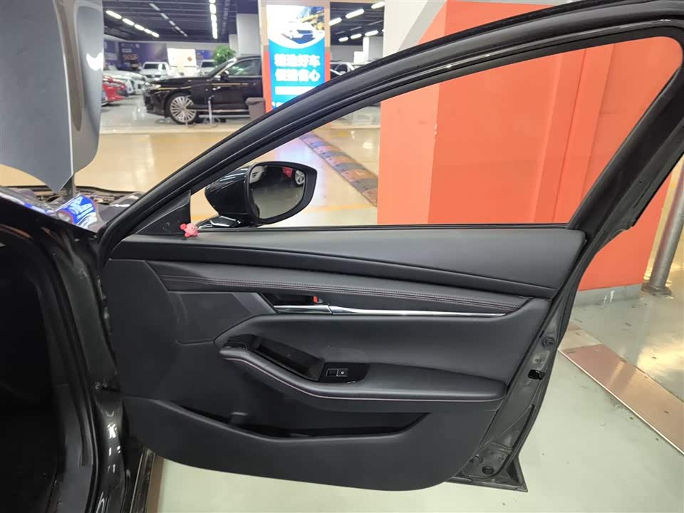 Mazda 3 Angkesaila Mazda 3 Angkesaila