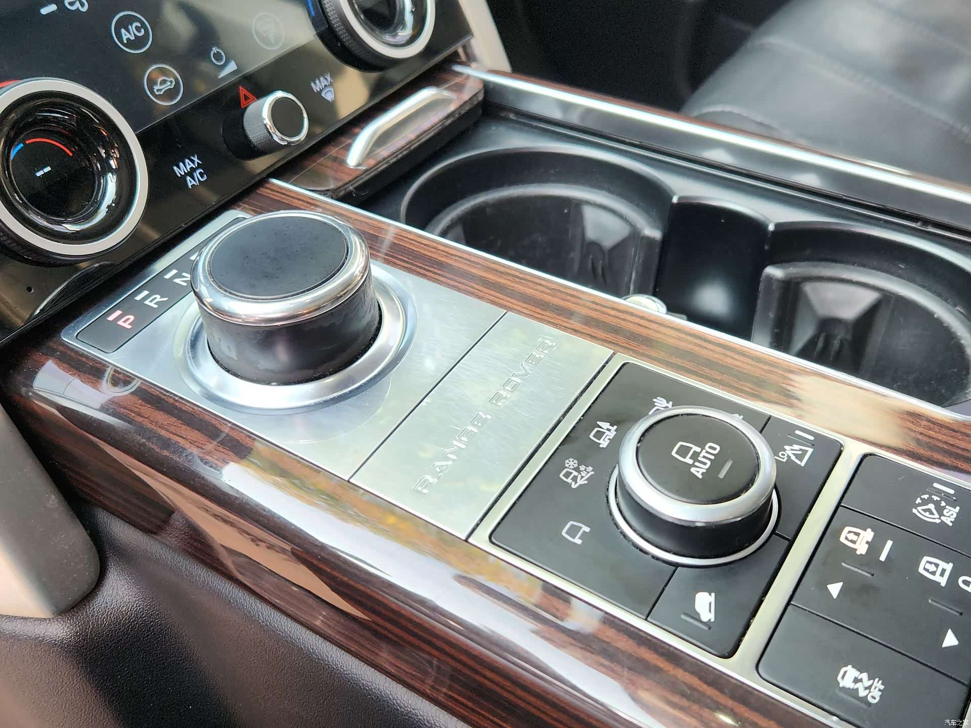 Land Rover Range Rover, 2014 8