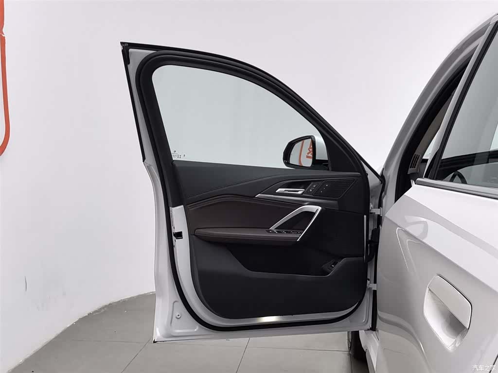 BMW X1, 2024 8