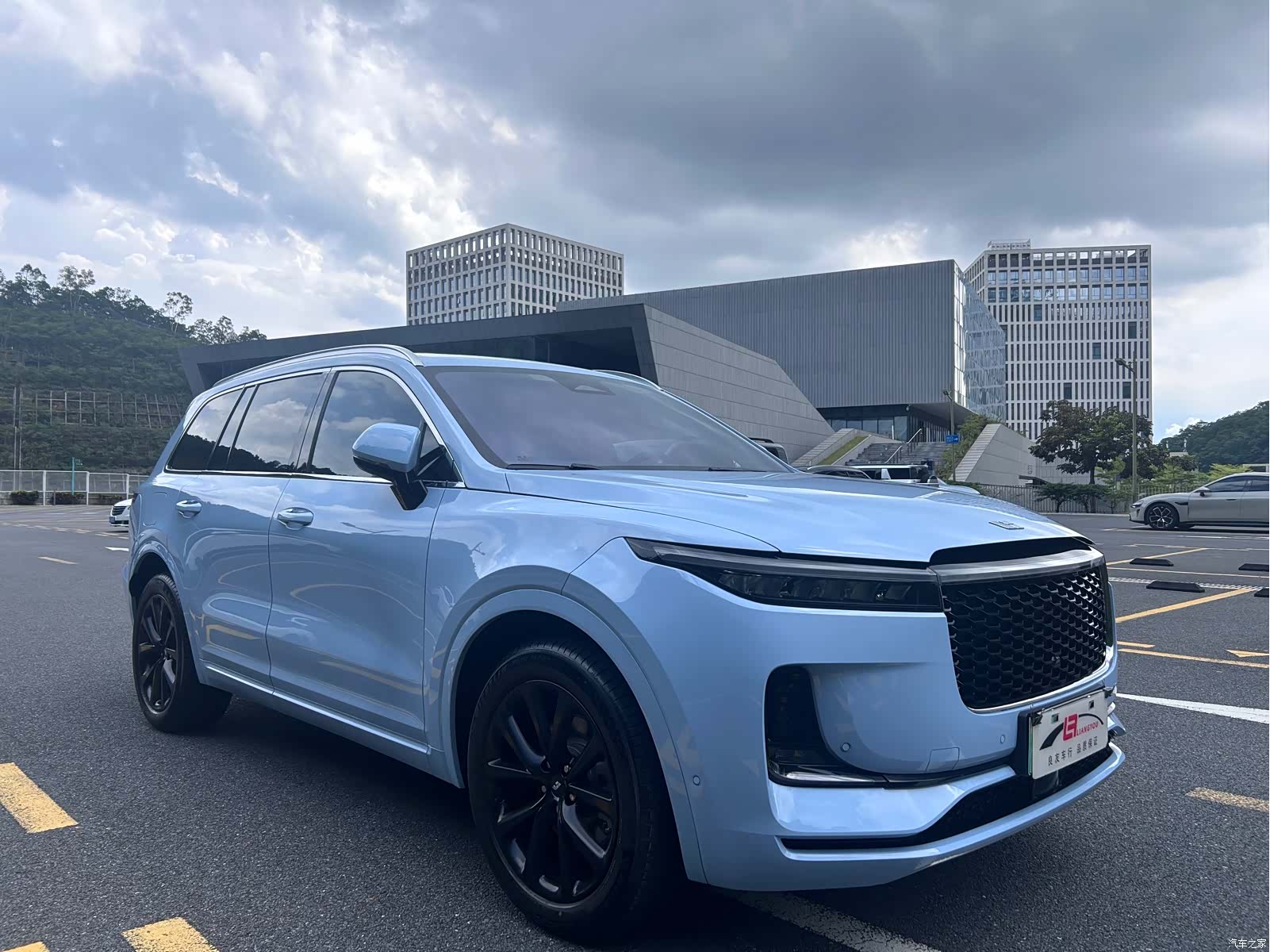 Li Auto ONE, 2022 3