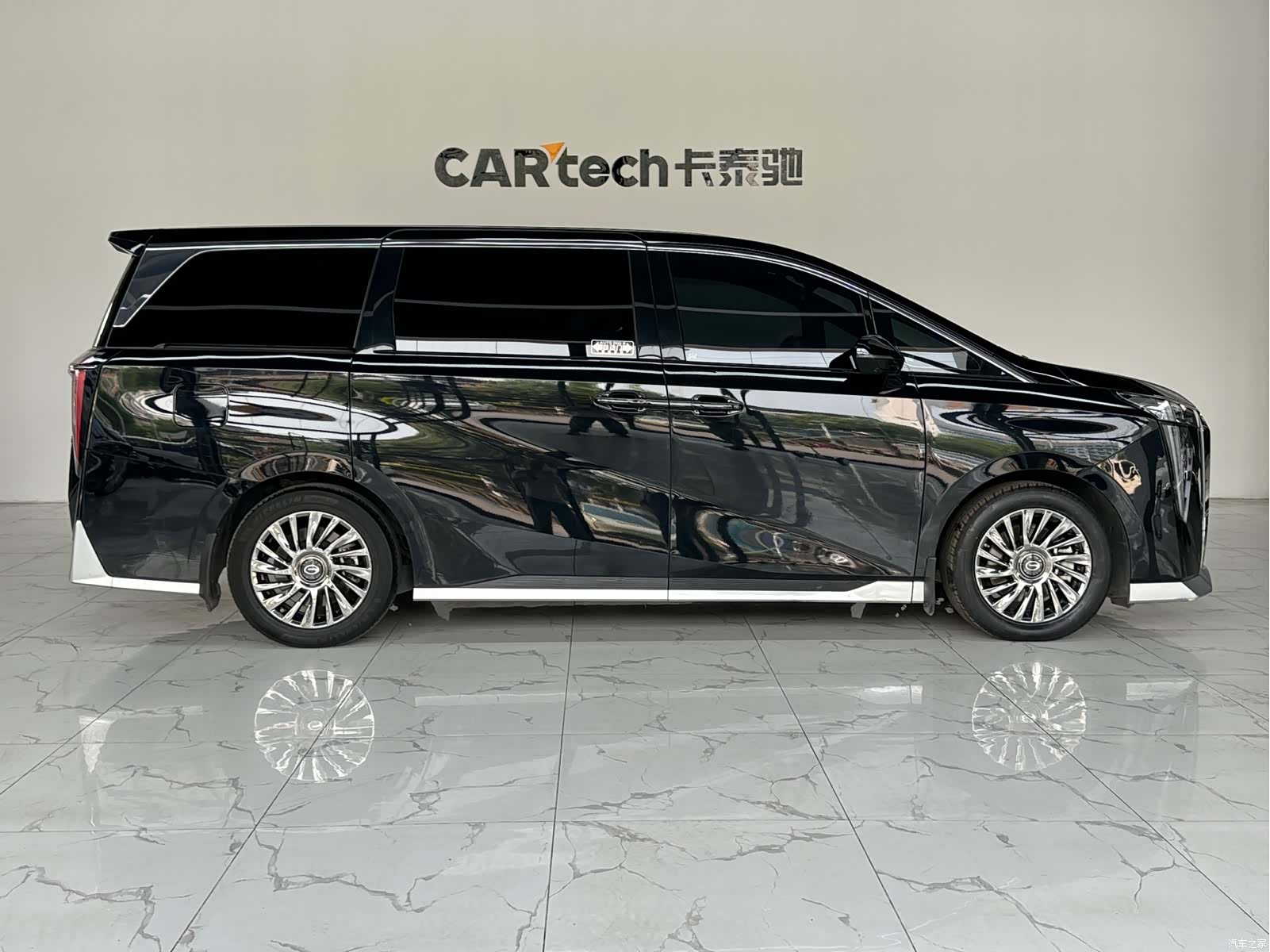 Trumpchi M8, 2023 8