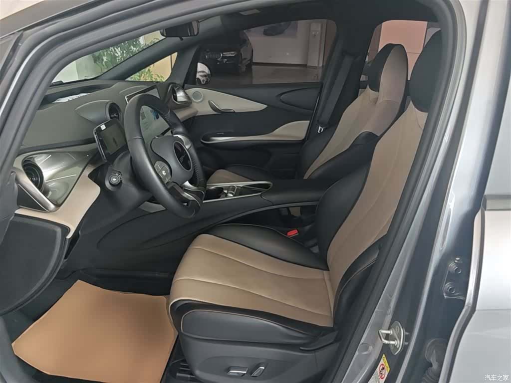 BYD Dolphin, 2023 15