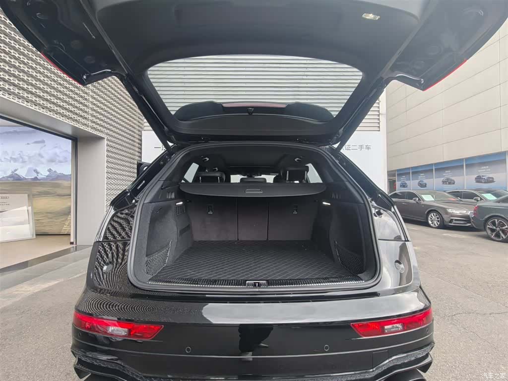 Audi Q5L, 2024 14
