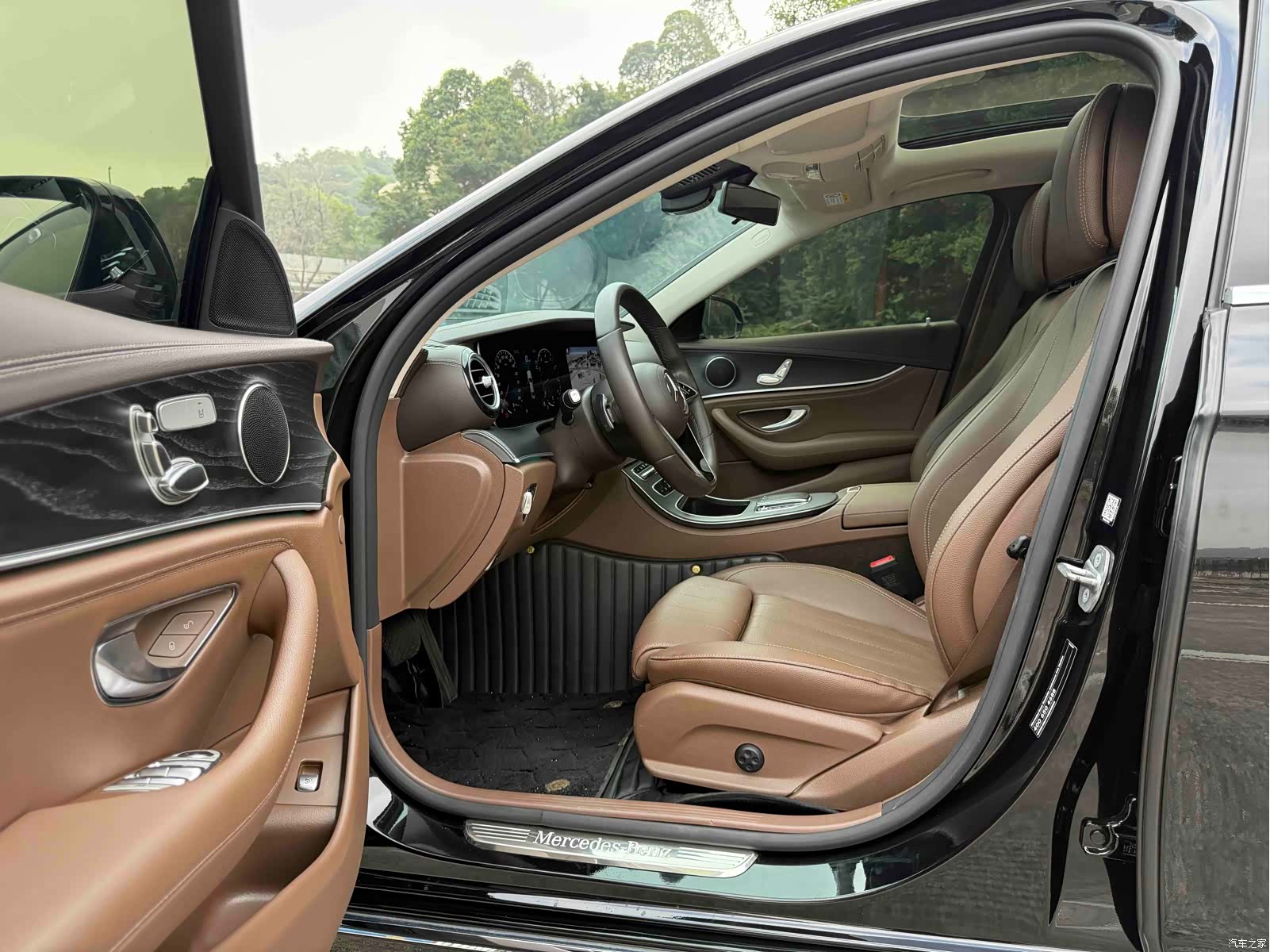 Mercedes-Benz E-Class, 2023 все фото