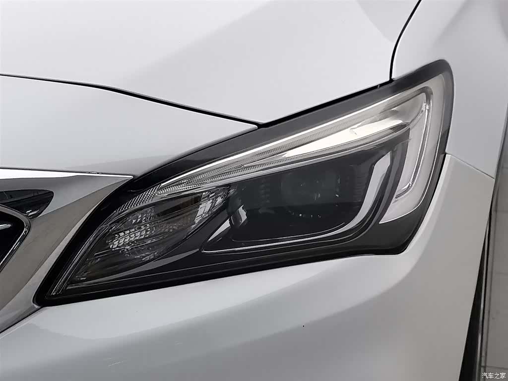 Buick Verano, 2018 7