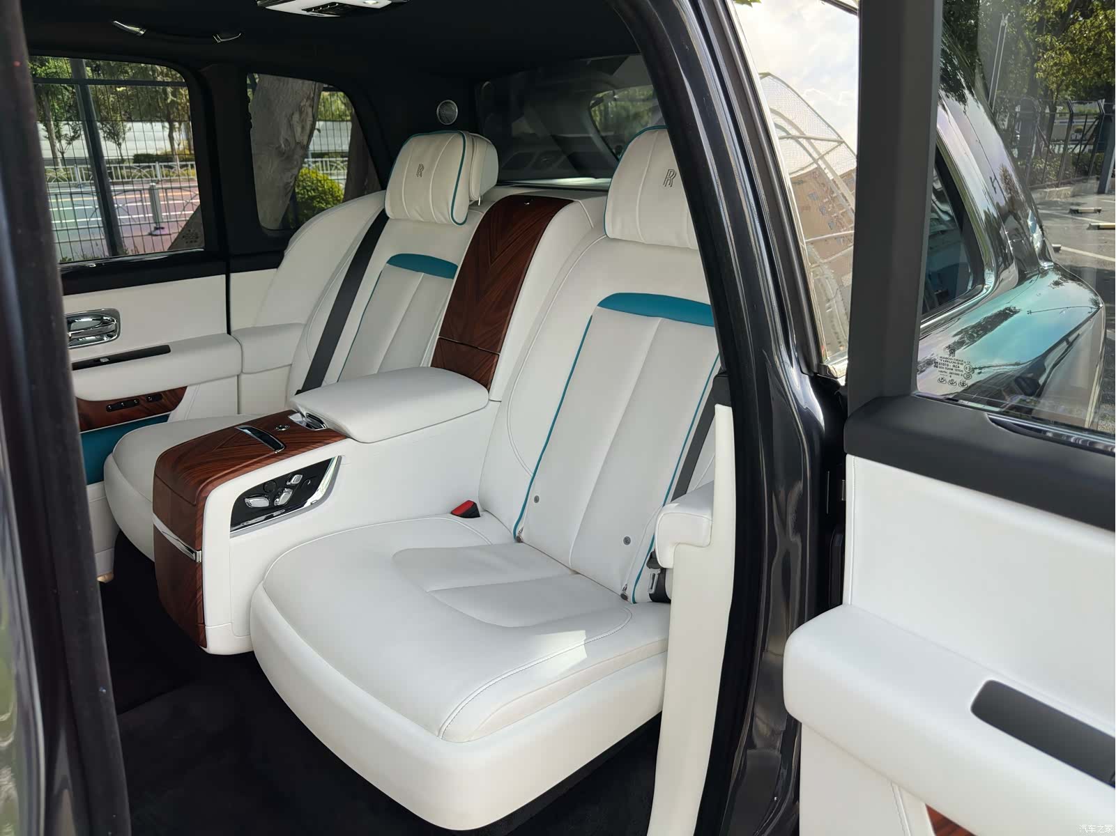 Rolls-Royce Cullinan, 2019 20