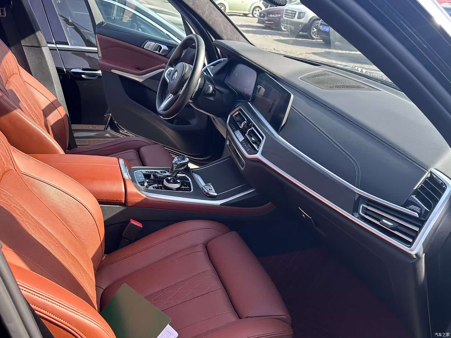 BMW X7, 2021 все фото