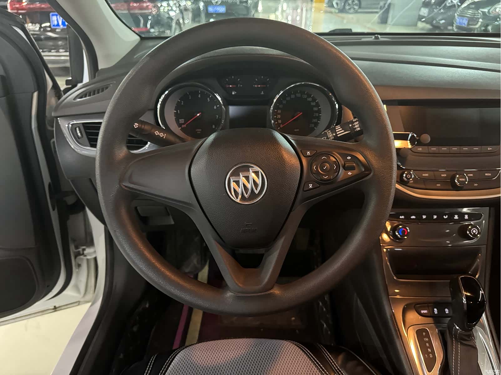 Buick Verano, 2017 7