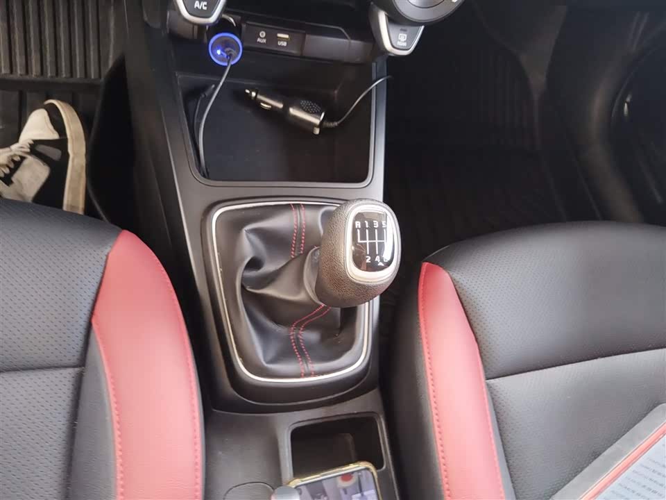 Kia KX CROSS