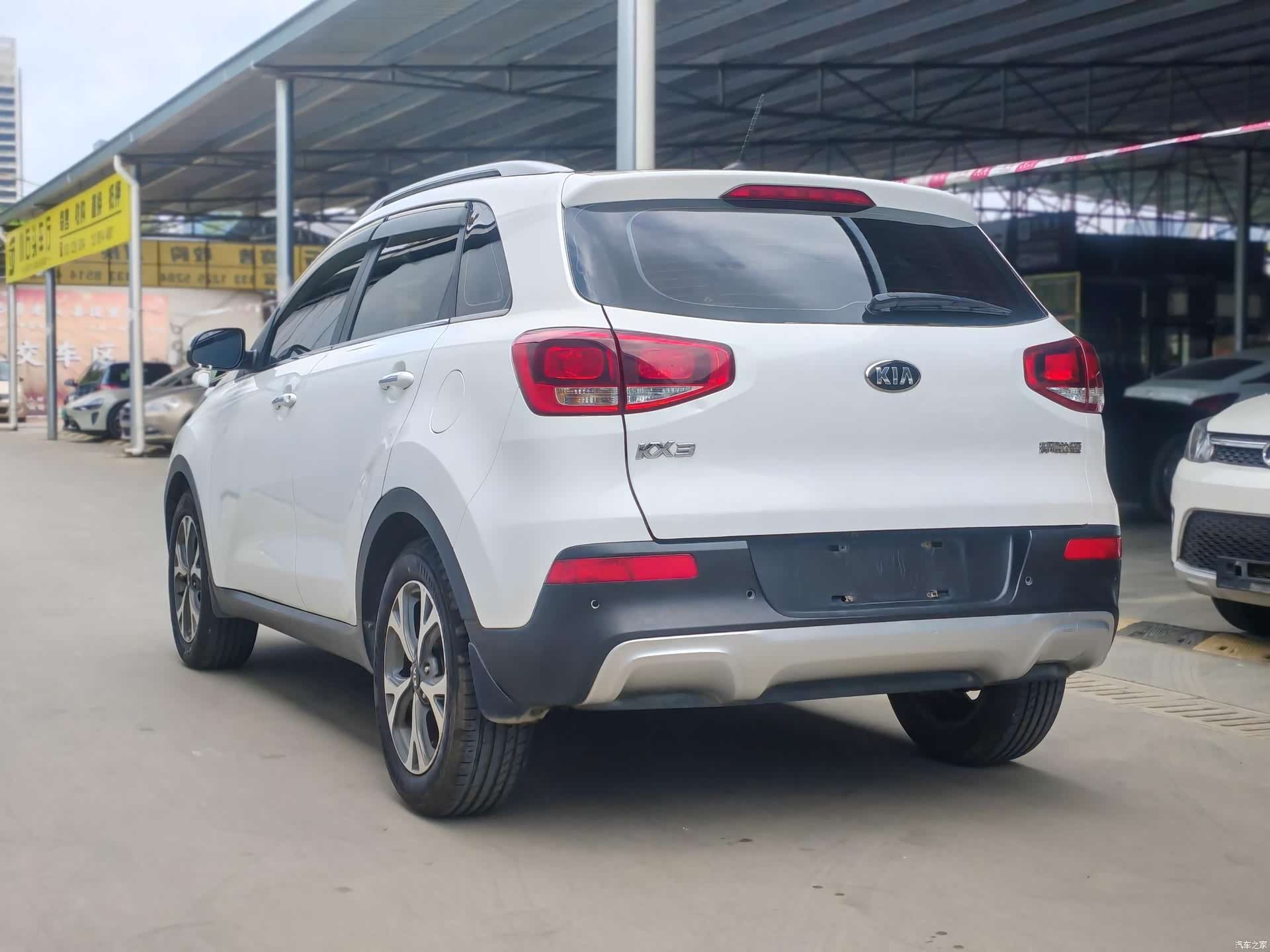 Kia KX3, 2016 9