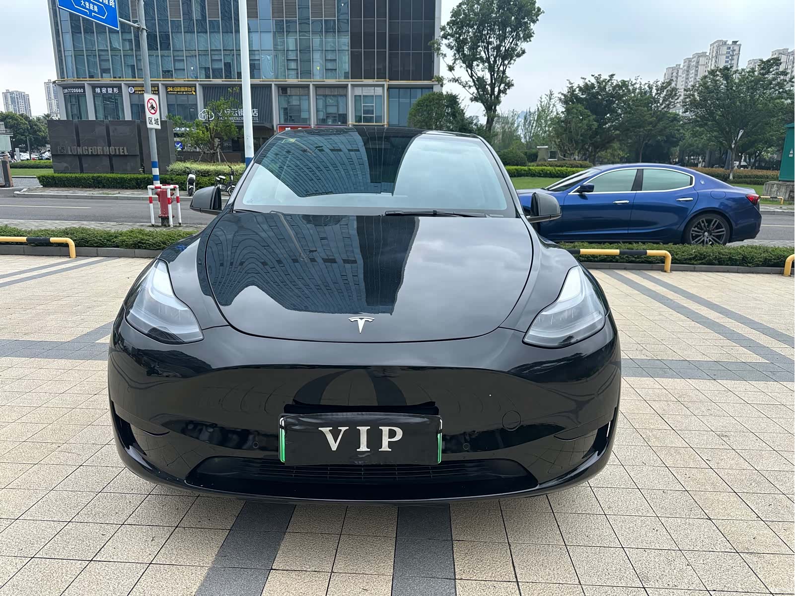 Tesla Model Y, 2022 1