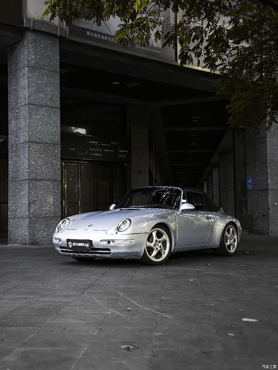 Porsche 911, 2003 1