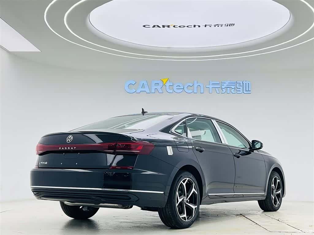 Volkswagen Passat, 2026 все фото