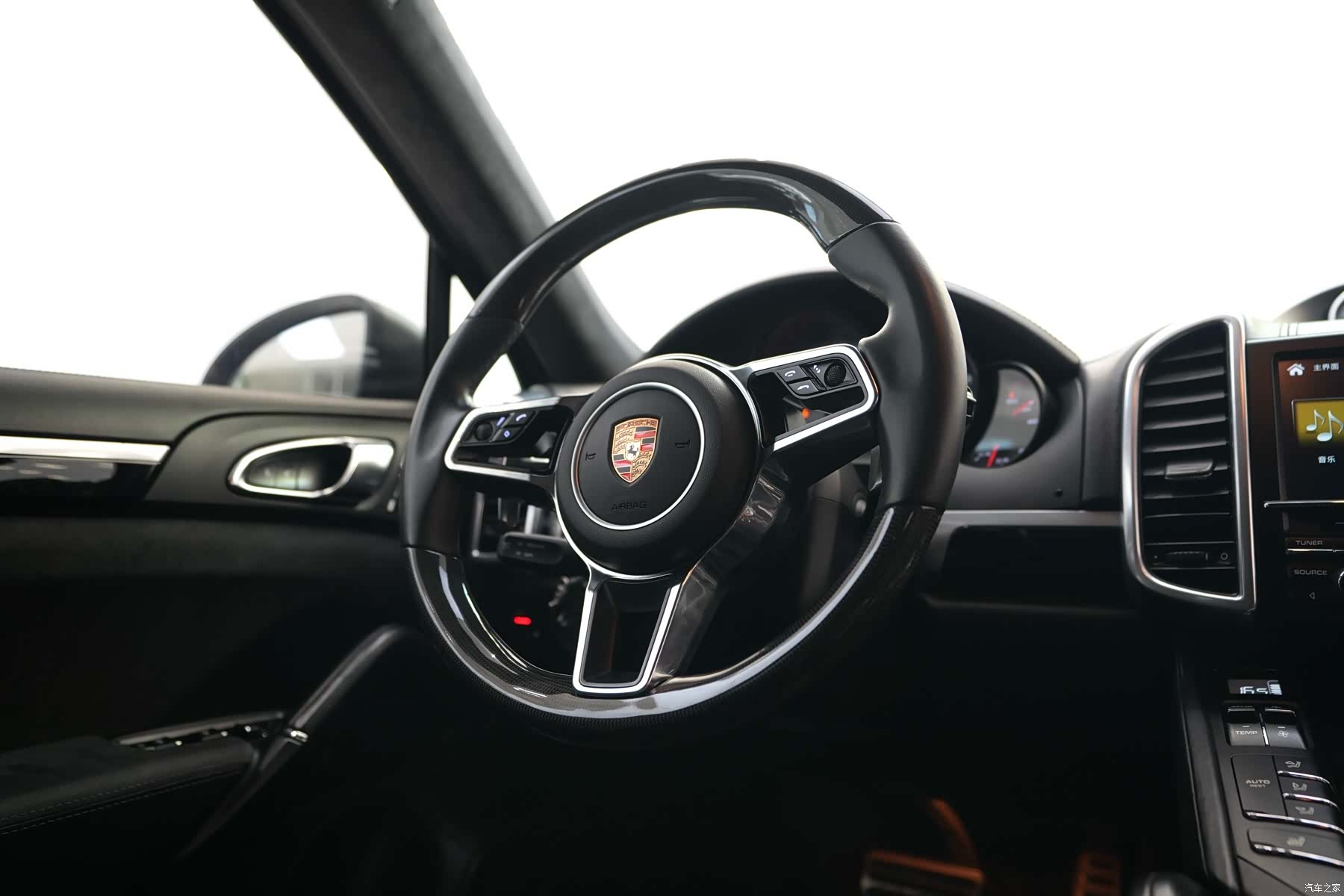 Porsche Cayenne, 2013 21