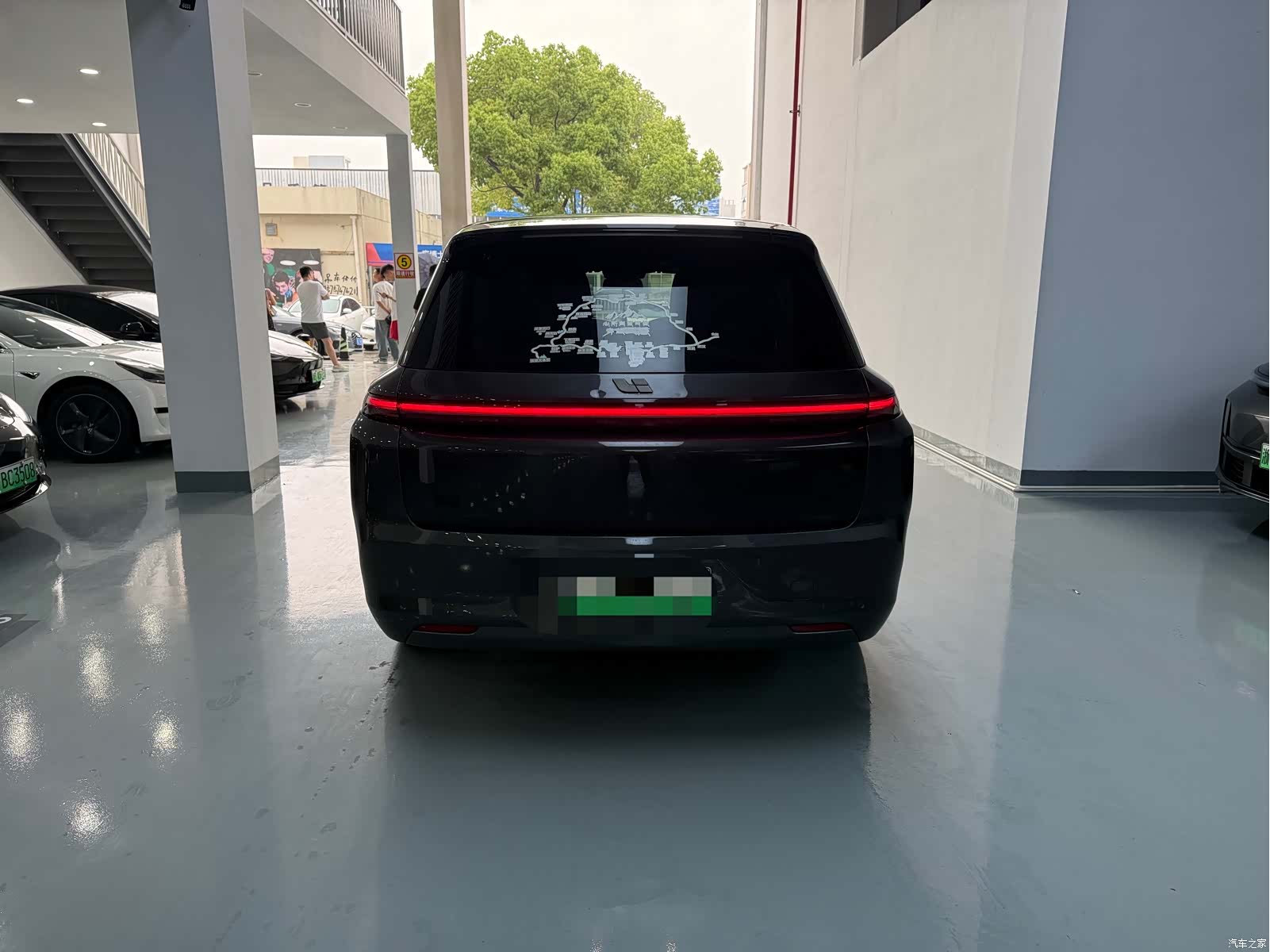 Li Auto L8, 2023 12