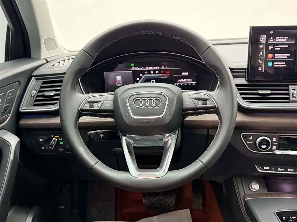 Audi Q5L, 2022 27