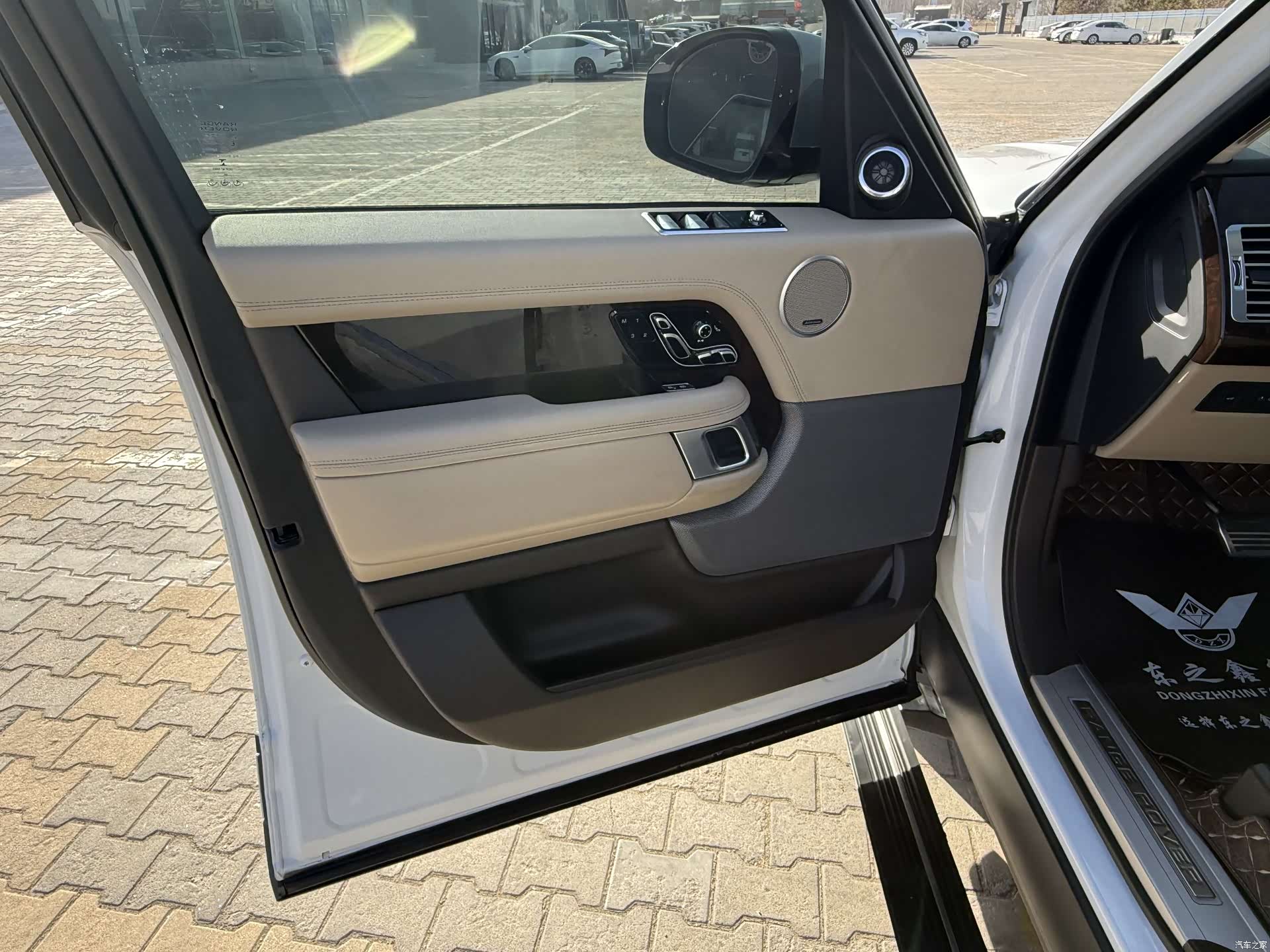 Land Rover Range Rover, 2020 16