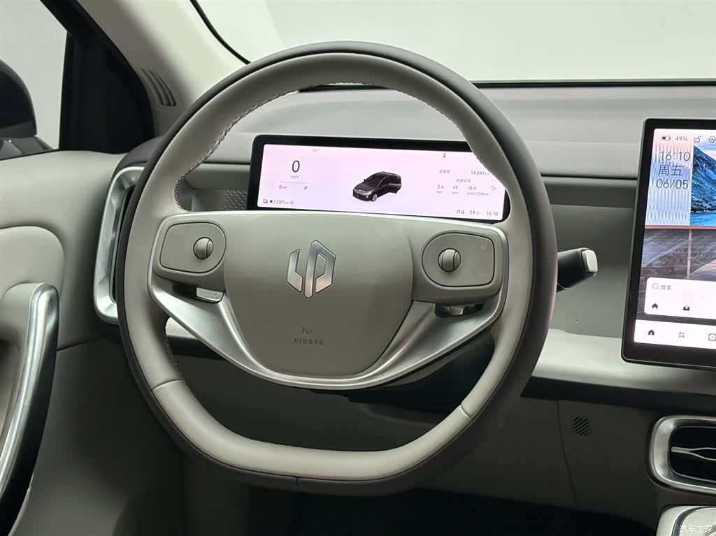 Leapmotor B01, 2025 12