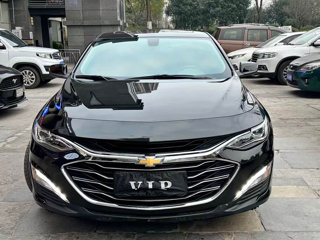 Chevrolet Malibu XL